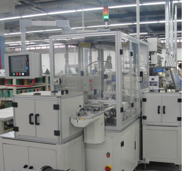 线材裁切剥离设备